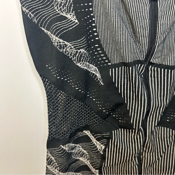 iets frans… Urban Outfitters Mini Dress with Zip and U Neck in Black/White, Sz S - Picture 6 of 11